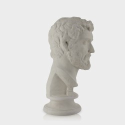 Antoninus Pius's head restored